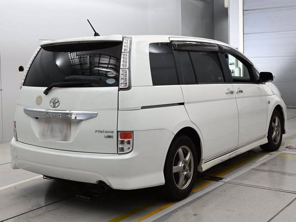 TOYOTA ISIS