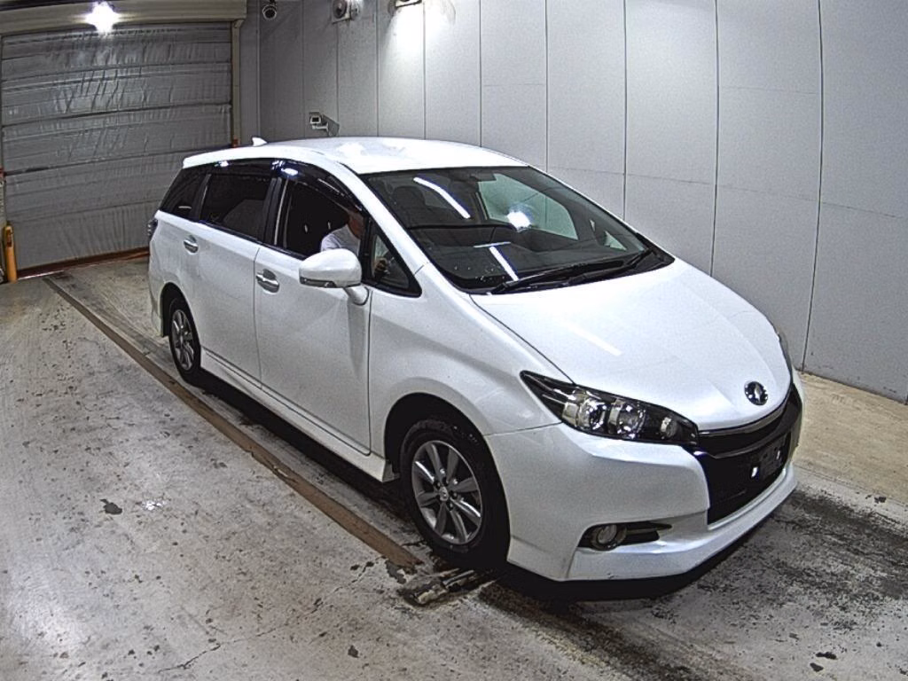 TOYOTA WISH