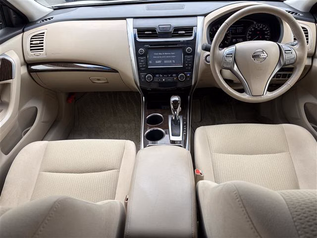 NISSAN TEANA