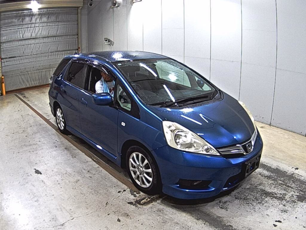 HONDA FIT SHUTTLE