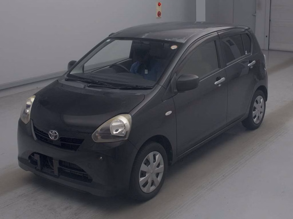 TOYOTA PIXIS EPOCH