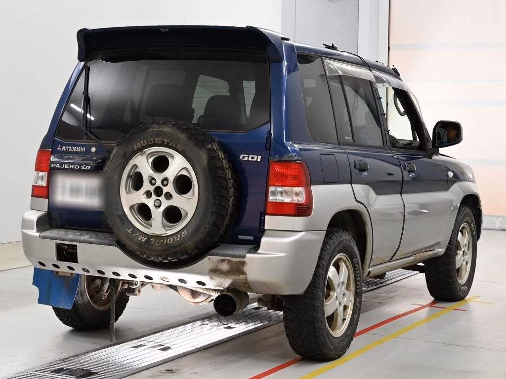 MITSUBISHI PAJERO IO