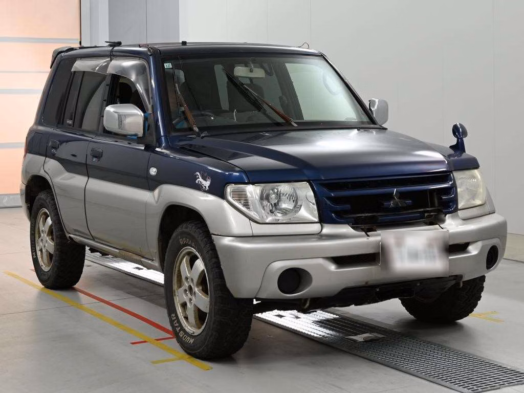 MITSUBISHI PAJERO IO
