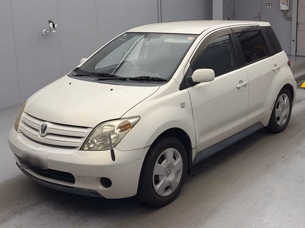 TOYOTA IST