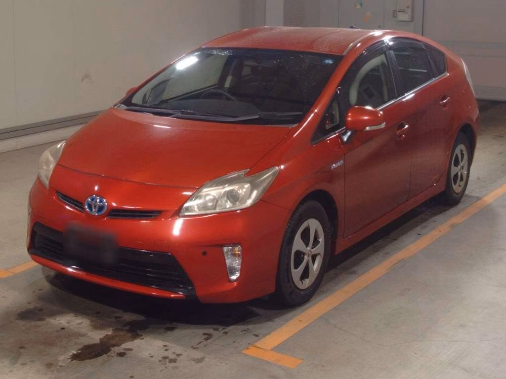 TOYOTA PRIUS