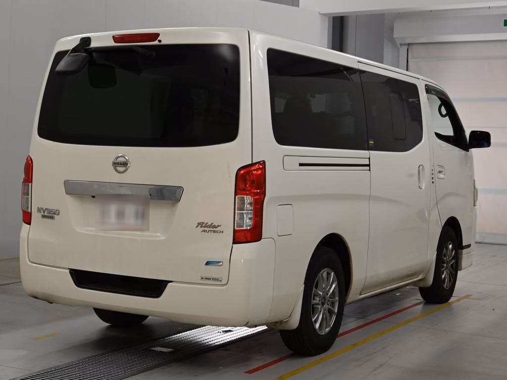 NISSAN NV350 CARAVAN