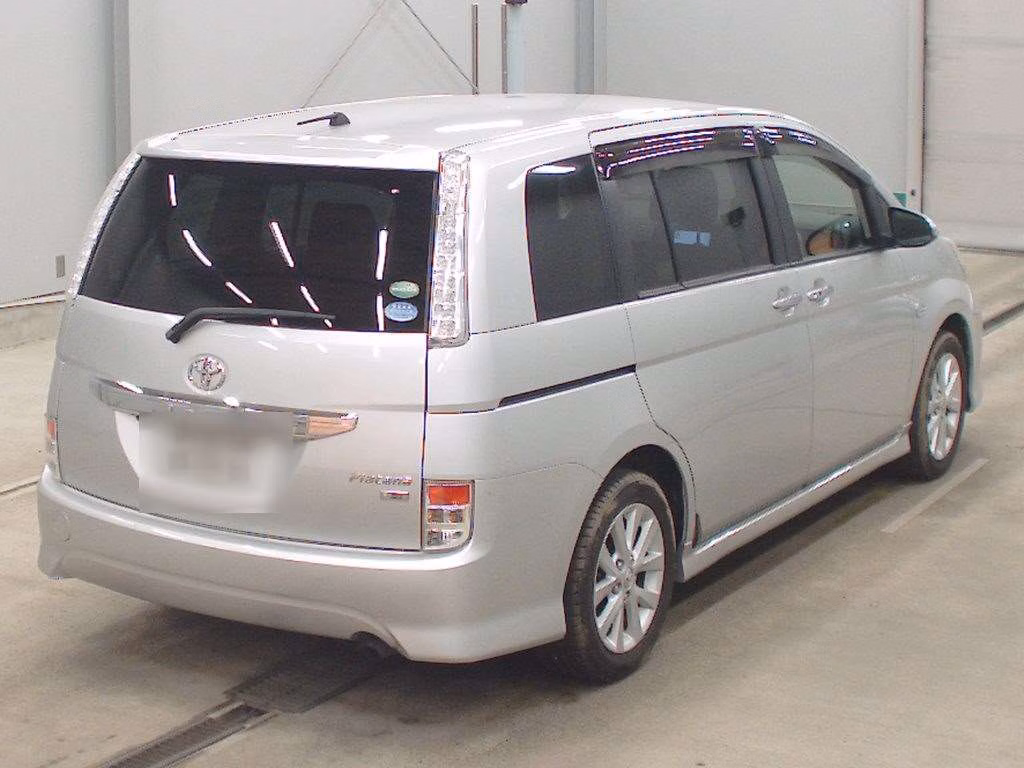 TOYOTA ISIS