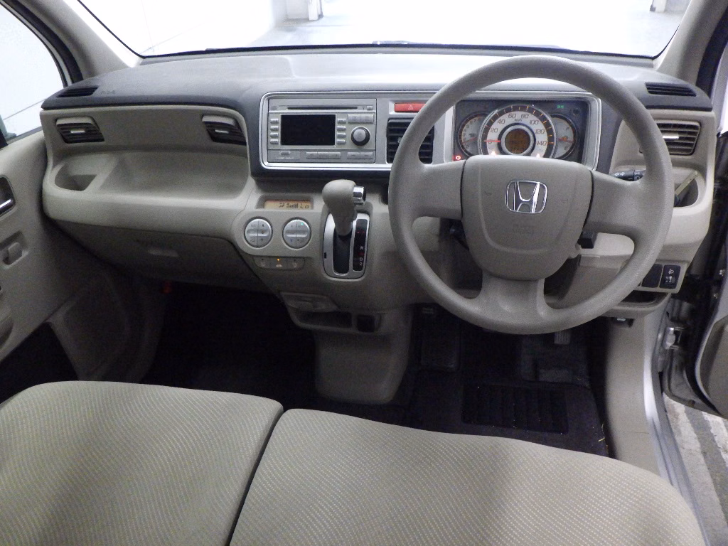 HONDA LIFE