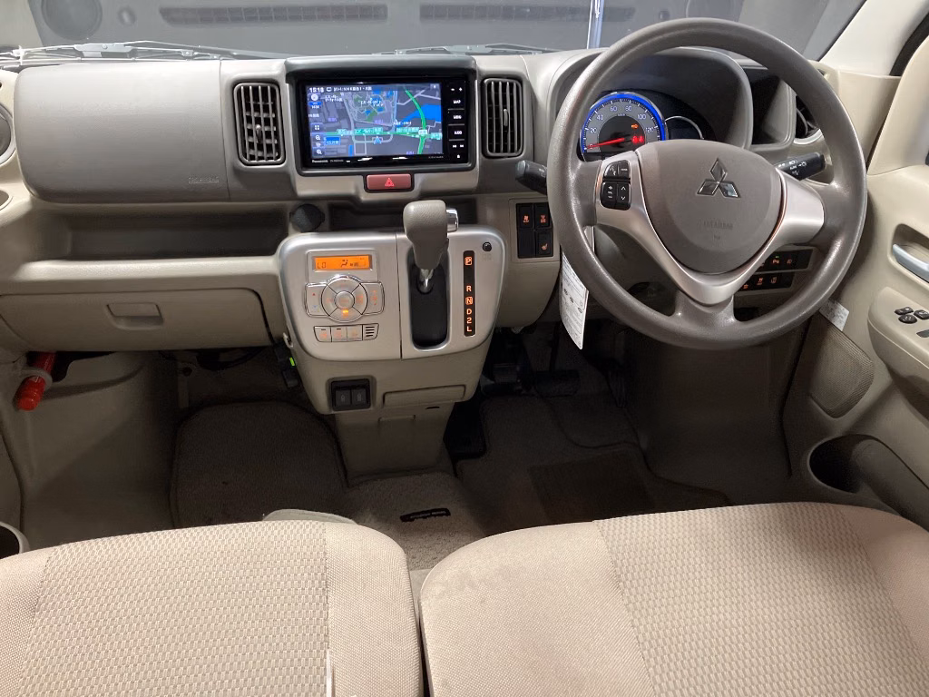 MITSUBISHI TOWN BOX