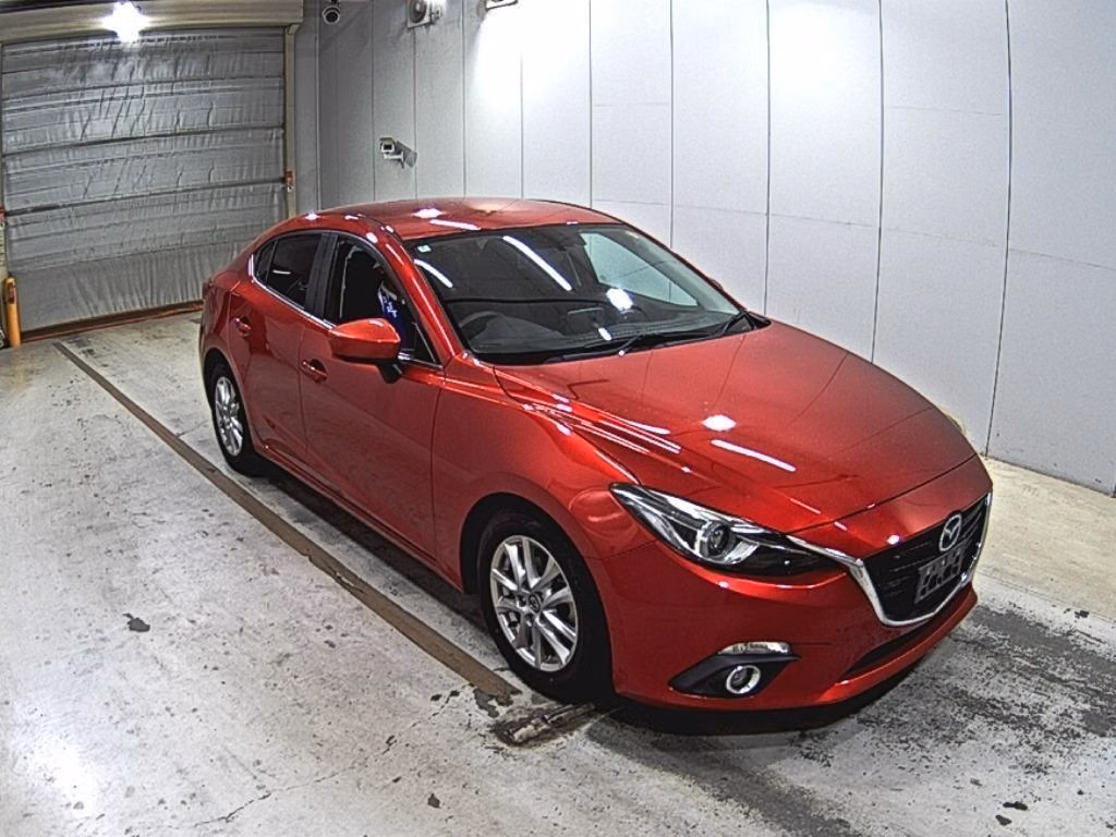 MAZDA AXELA