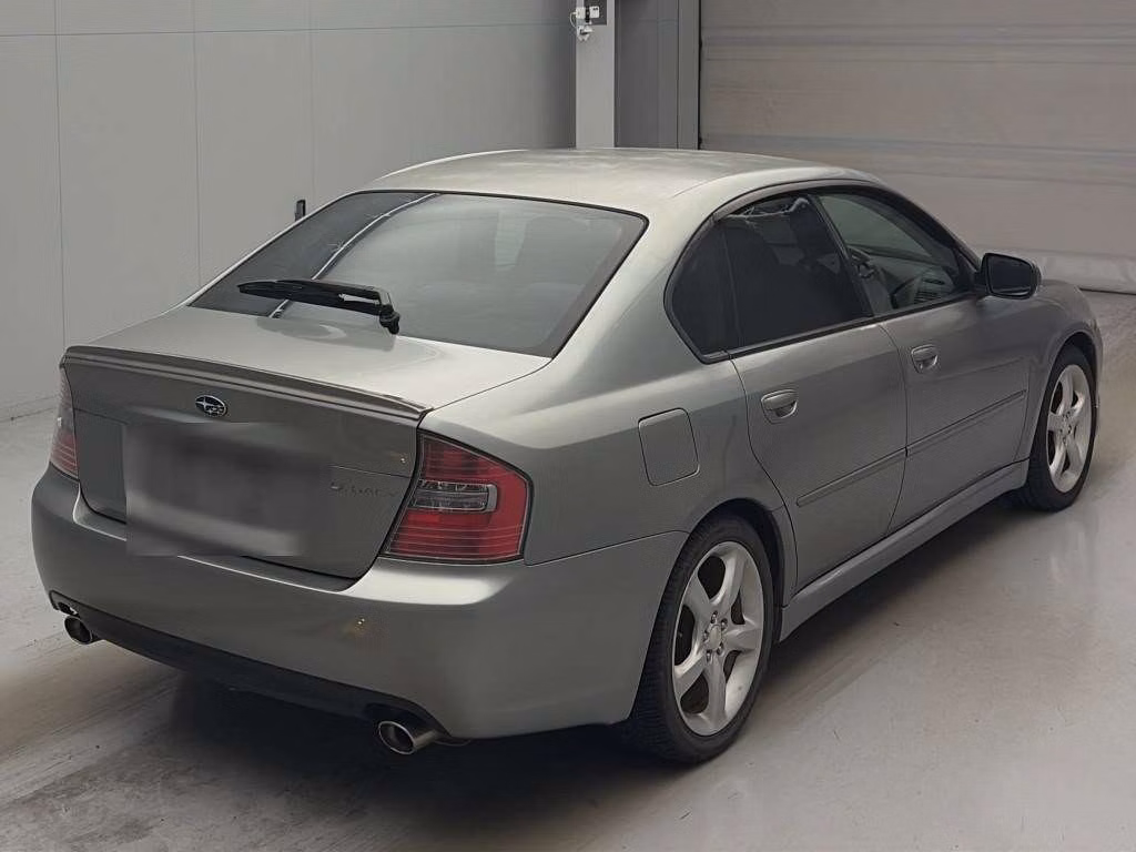 SUBARU LEGACY B4