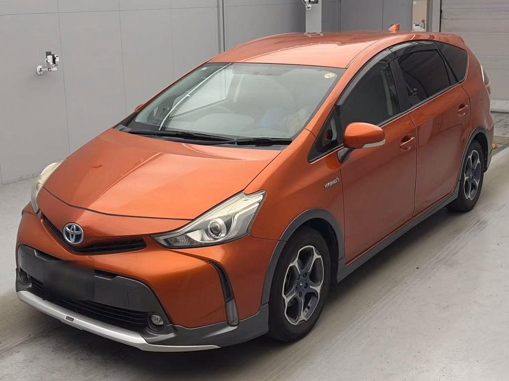 TOYOTA PRIUS ALPHA