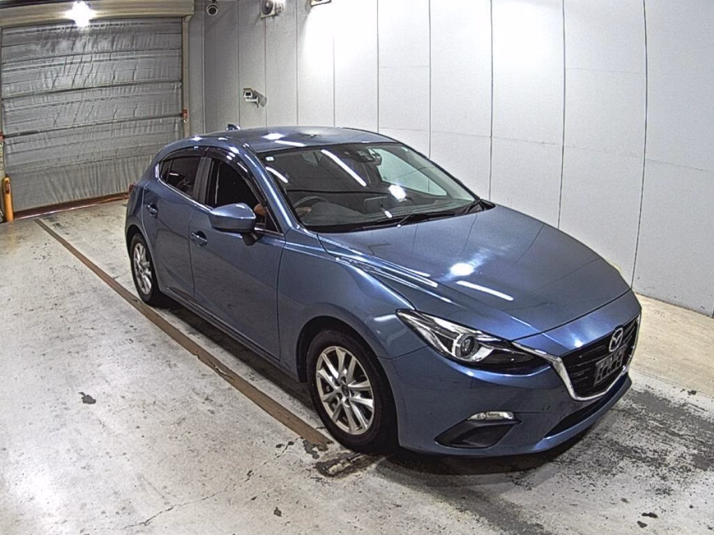 MAZDA AXELA