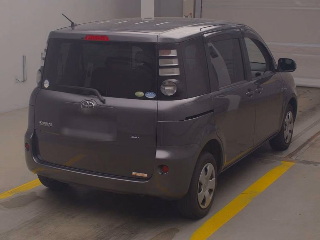 TOYOTA SIENTA