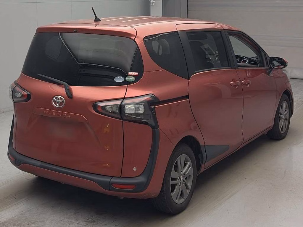 TOYOTA SIENTA