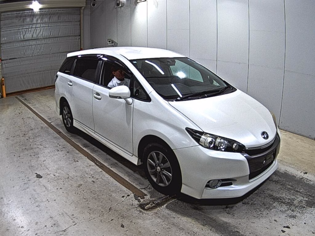 TOYOTA WISH