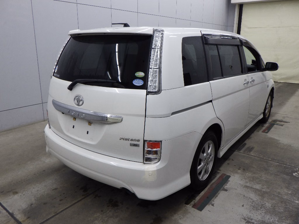 TOYOTA ISIS