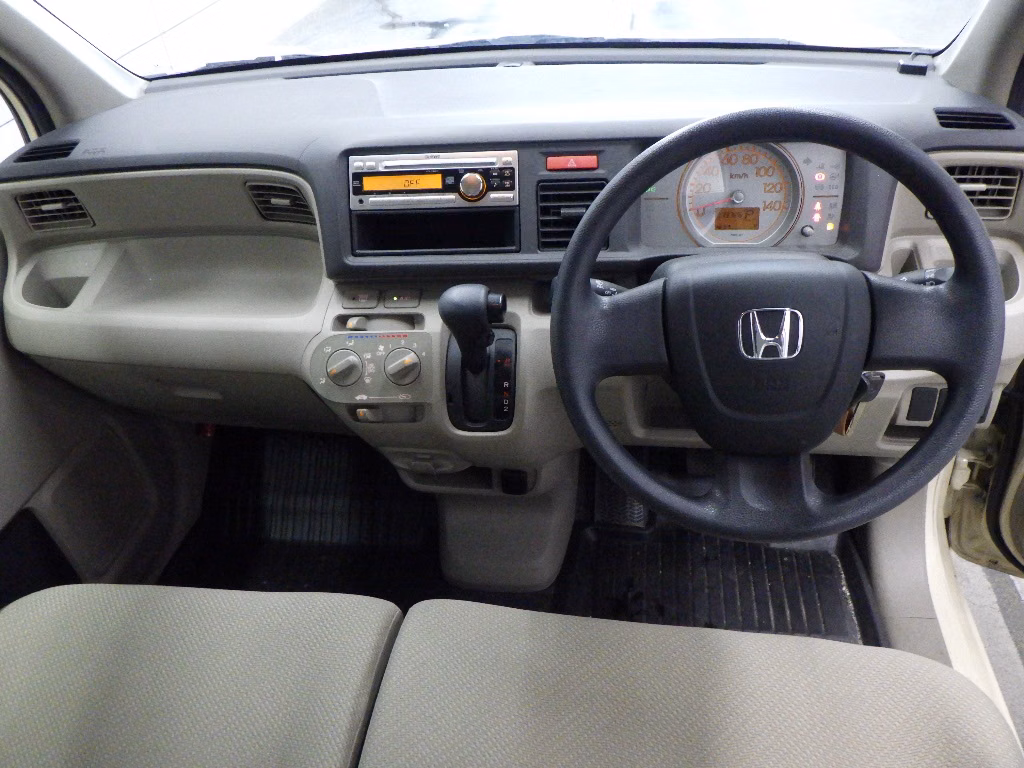 HONDA LIFE