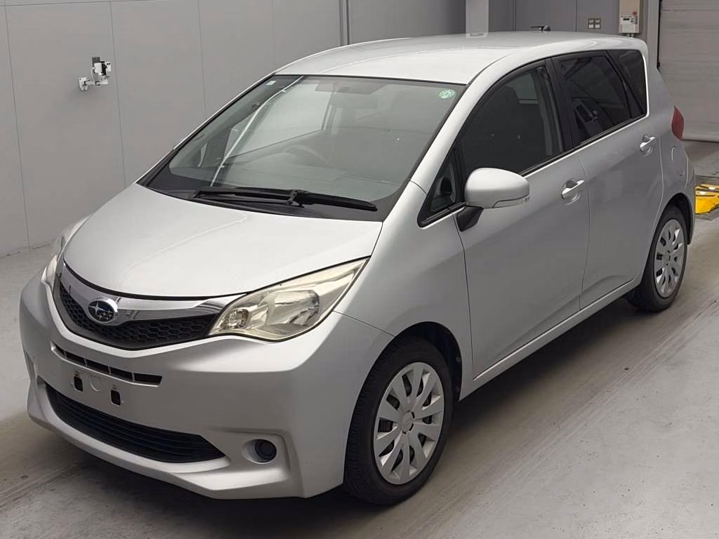 SUBARU TREZIA