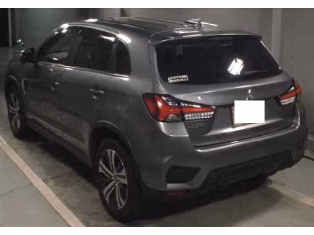 MITSUBISHI RVR
