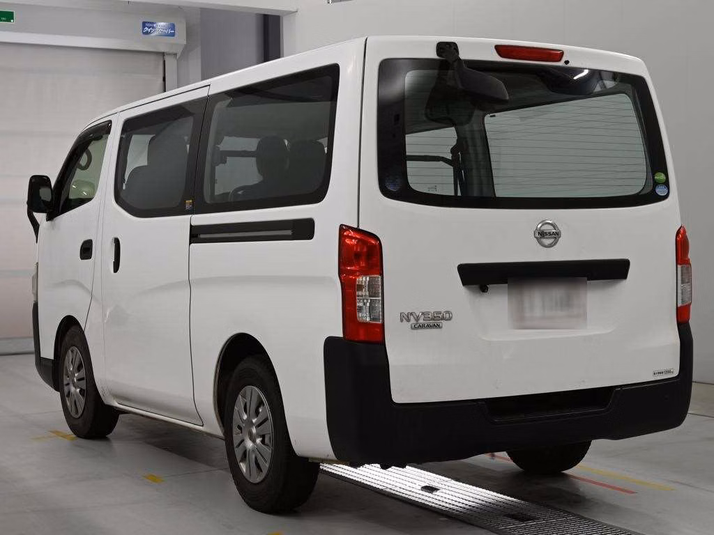 NISSAN NV350 CARAVAN