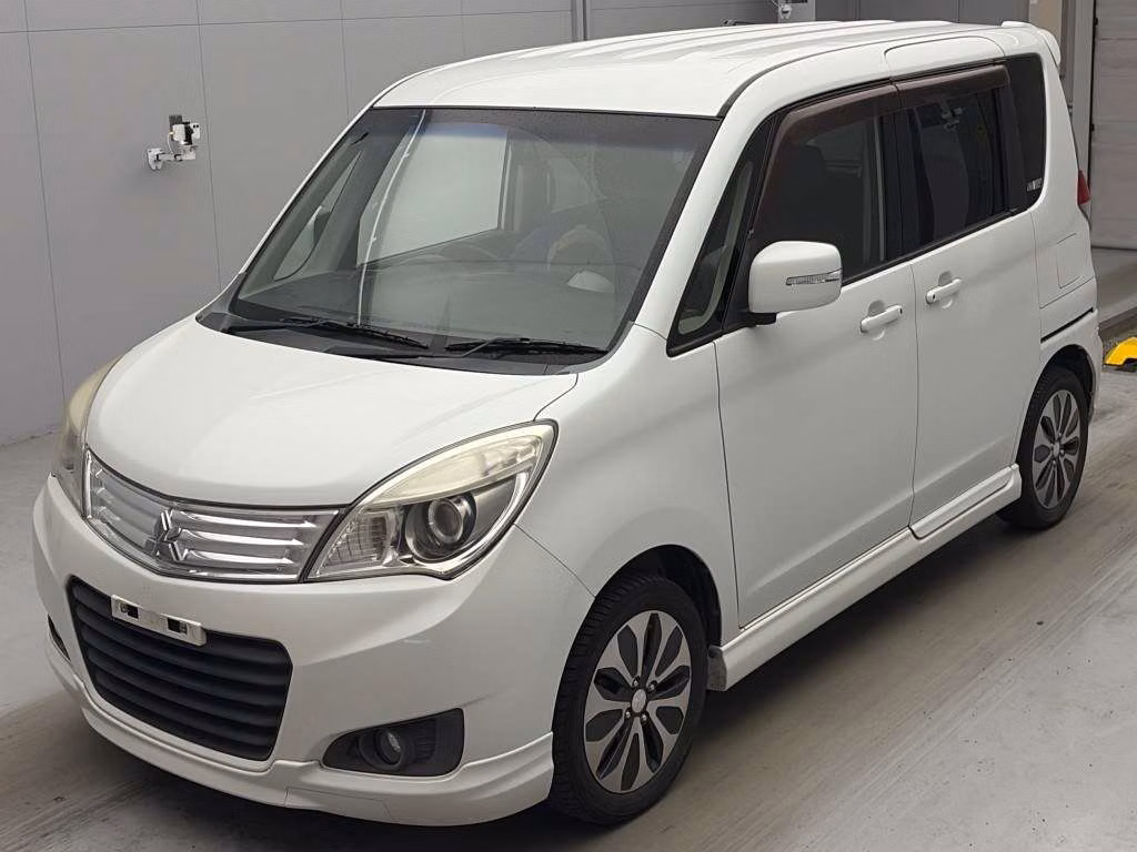 MITSUBISHI DELICA D:2