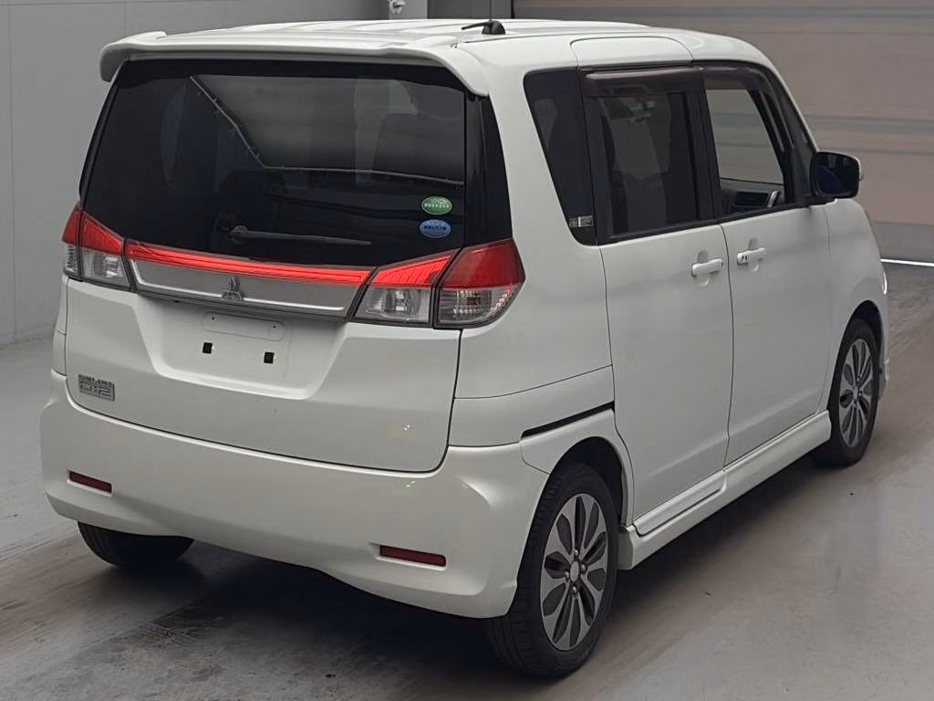 MITSUBISHI DELICA D:2