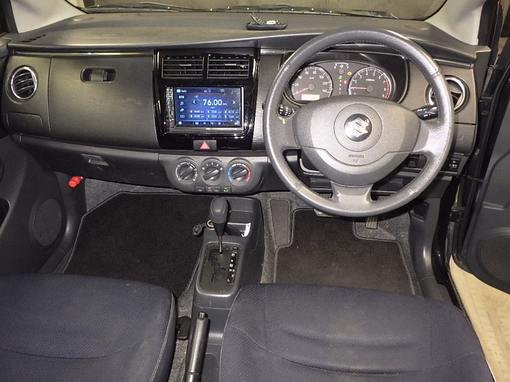 SUZUKI CERVO