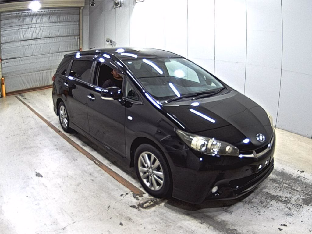 TOYOTA WISH