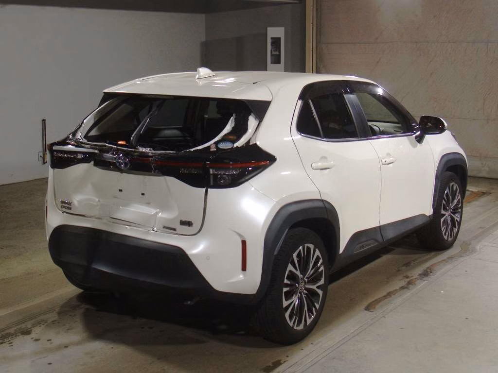 TOYOTA YARIS CROSS