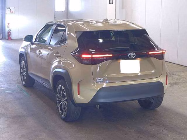 TOYOTA YARIS CROSS