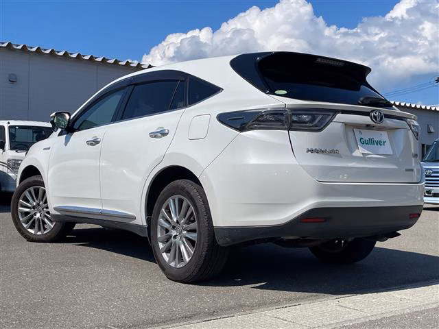 TOYOTA HARRIER
