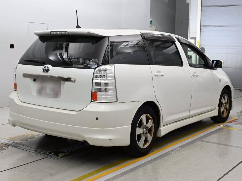 TOYOTA WISH
