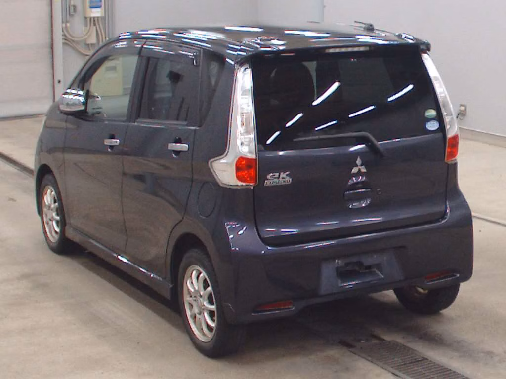 MITSUBISHI EK CUSTOM