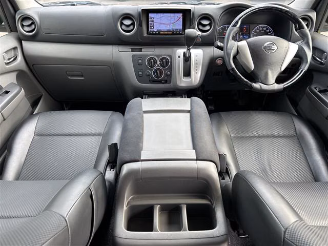 NISSAN NV350 CARAVAN