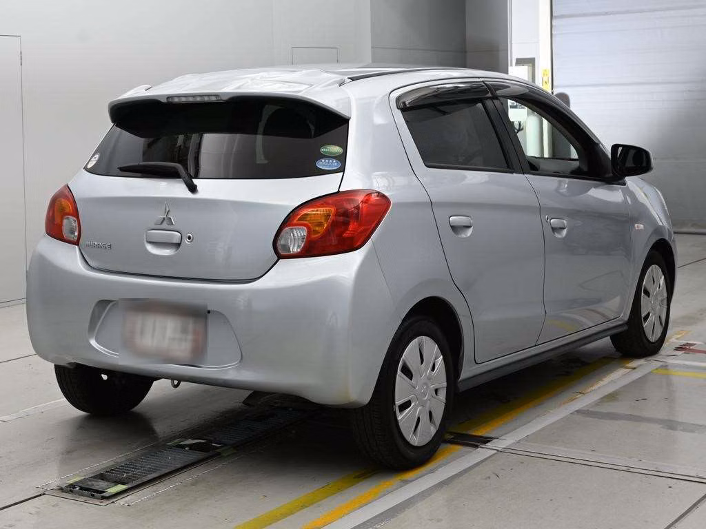 MITSUBISHI MIRAGE