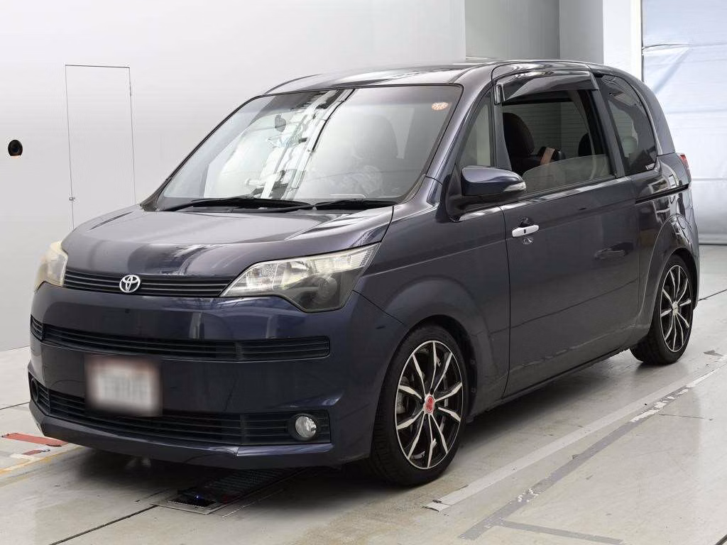 TOYOTA SPADE