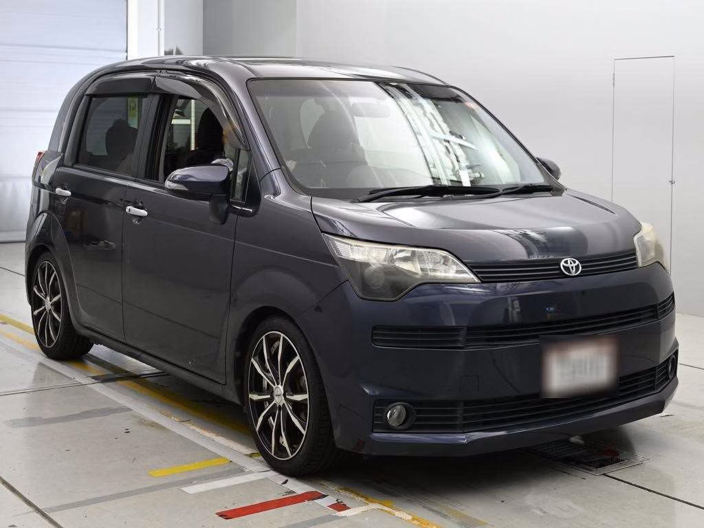 TOYOTA SPADE