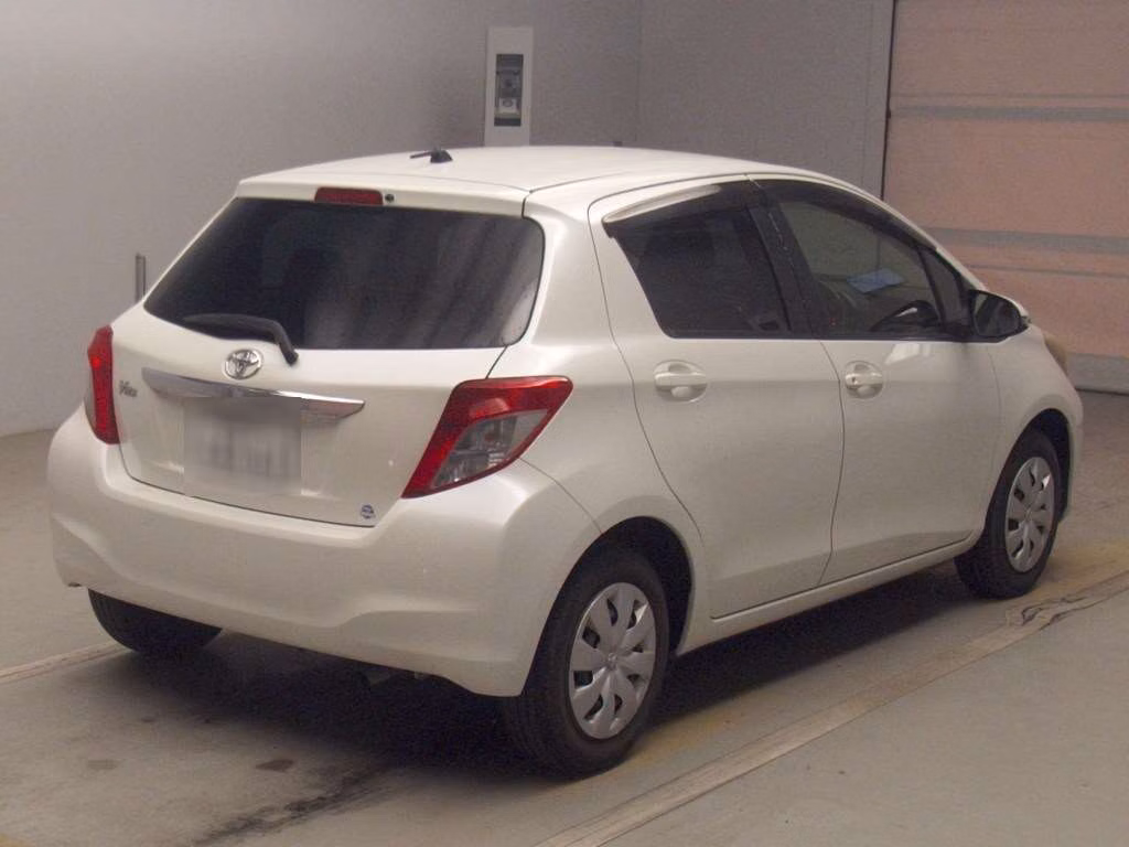 TOYOTA VITZ