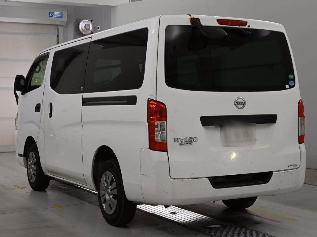 NISSAN NV350 CARAVAN