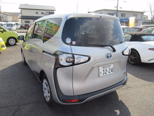 TOYOTA SIENTA