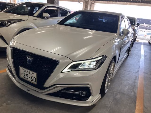 TOYOTA CROWN