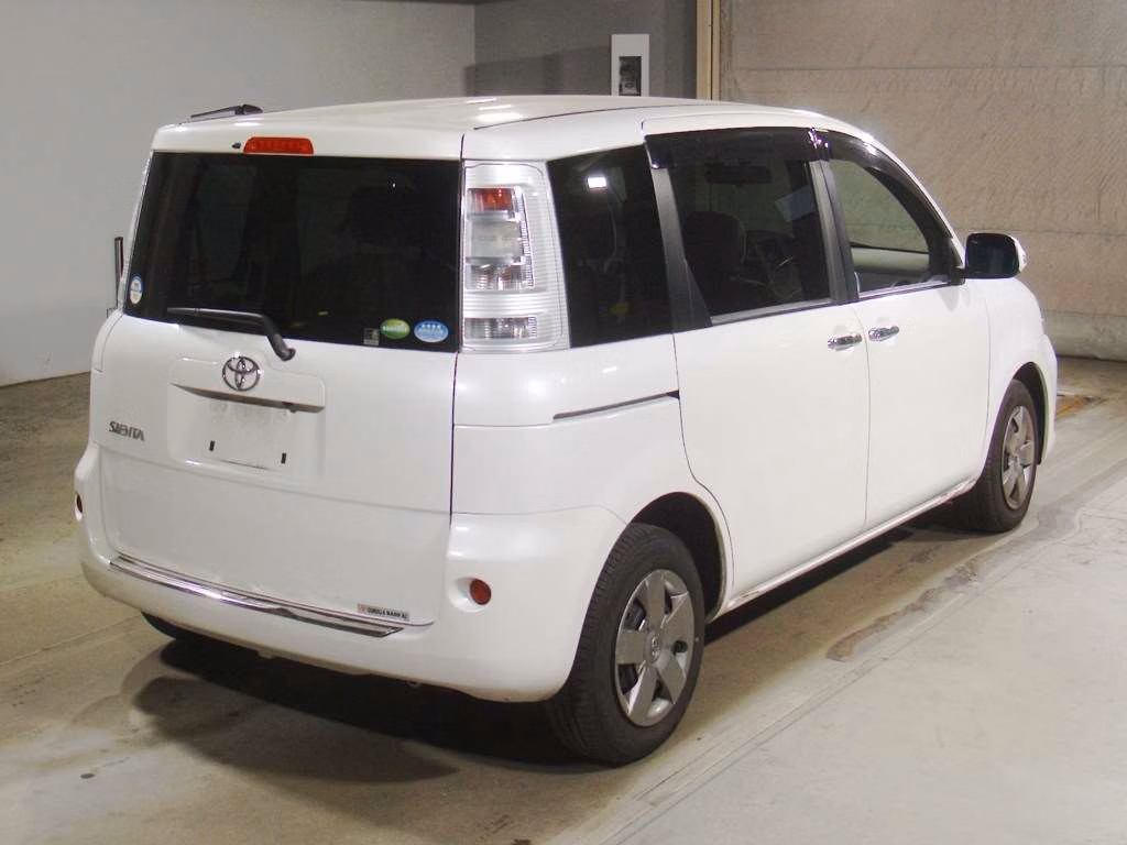 TOYOTA SIENTA