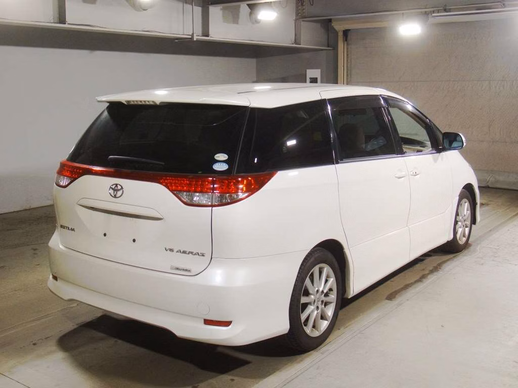 TOYOTA ESTIMA