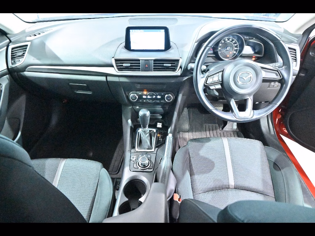 MAZDA AXELA