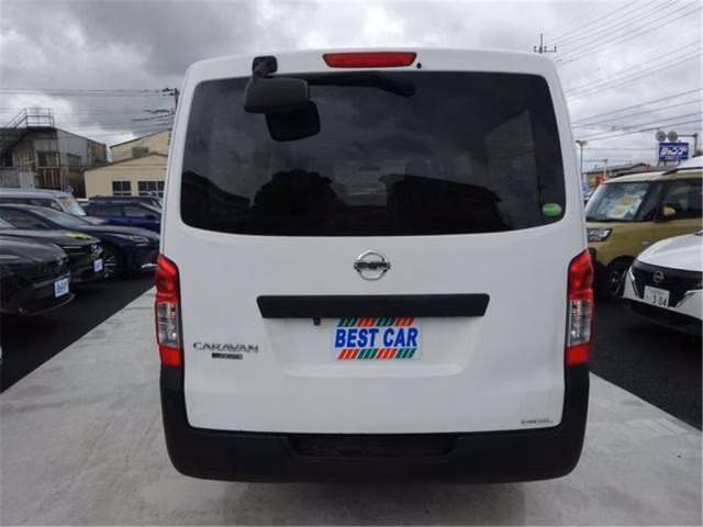NISSAN NV350 CARAVAN