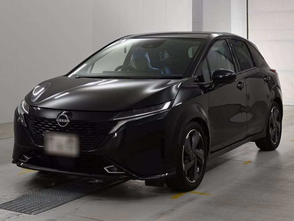 NISSAN AURA