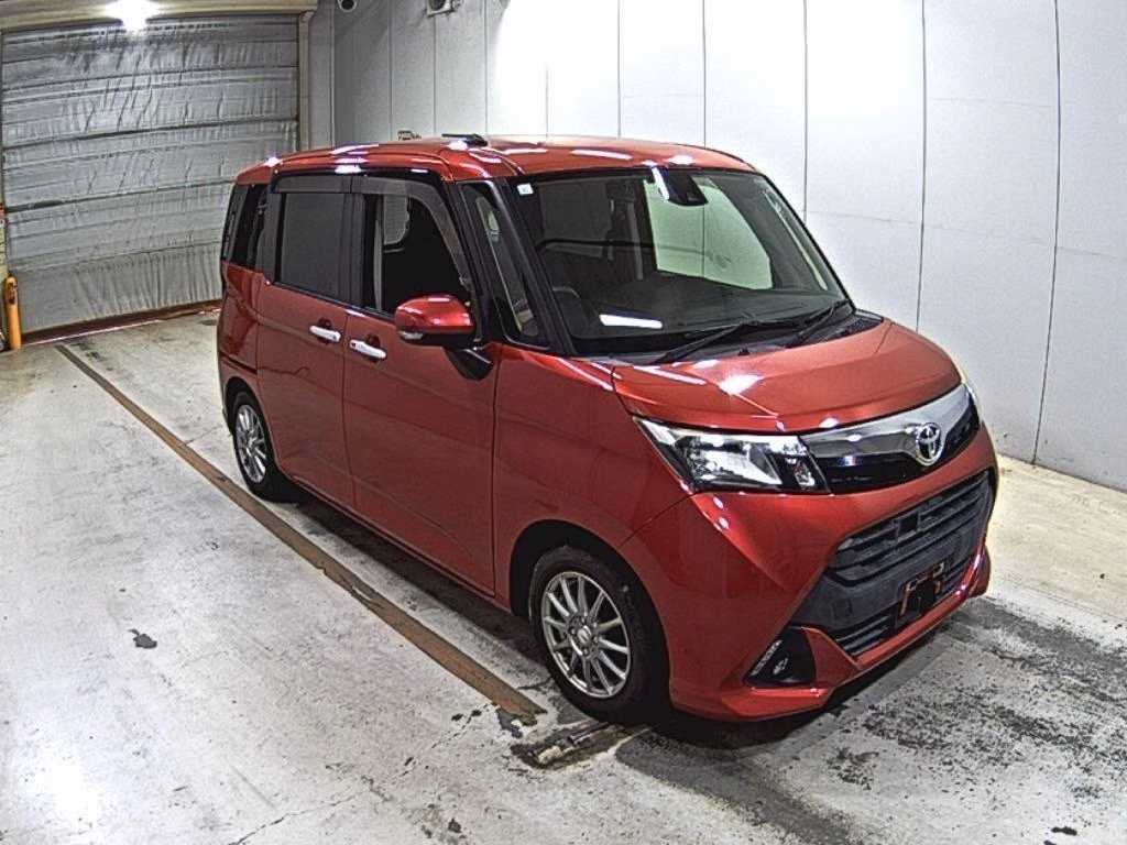 TOYOTA TANK