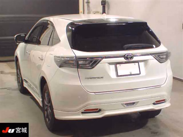 TOYOTA HARRIER