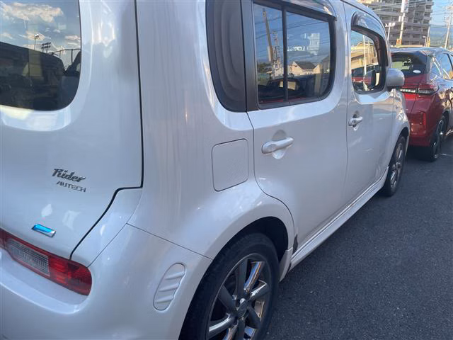 NISSAN CUBE
